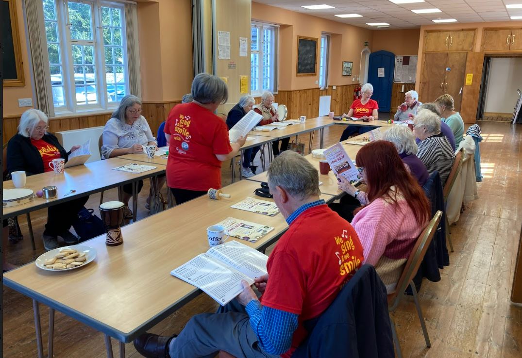 Join Cheryl today at 11am for some Goldies' Favourites from across the sessions in <a href="/goldiescymru/">Goldies Cymru</a> and watch out for some clips of our sessions in the community. #LlantwitMajor #NewcastleEmlyn

goldieslive.com

<a href="/GoldiesCharity/">Golden-Oldies</a> <a href="/LlantwitMajorEv/">Llantwit Major Event</a> <a href="/Discovercarms/">Carmarthenshire</a>