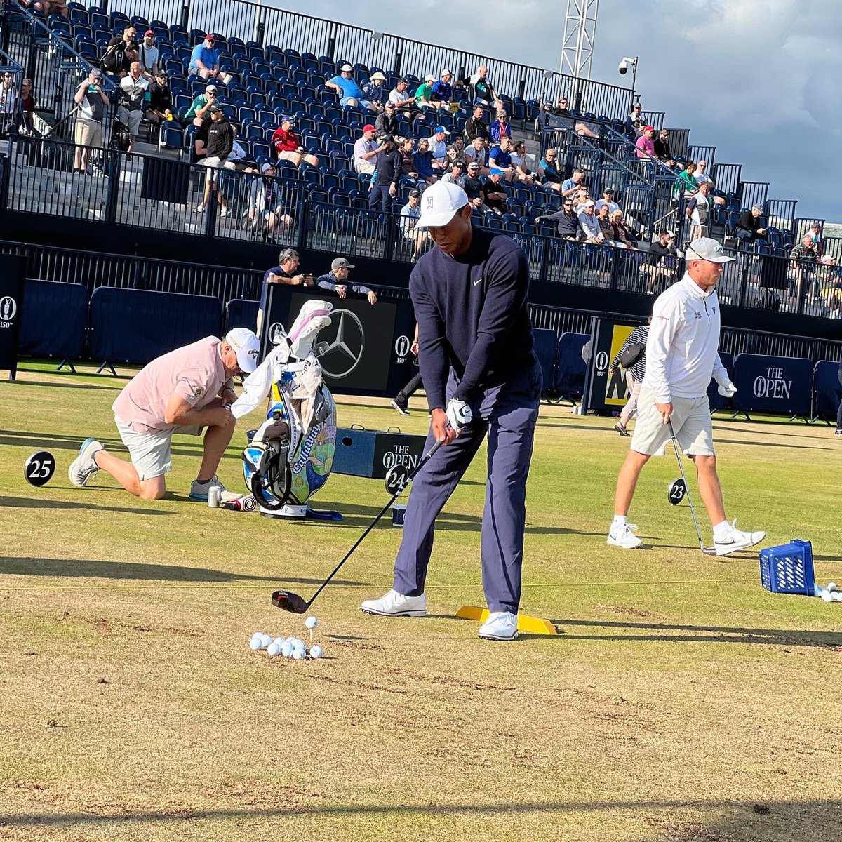 DarrenPSMsports's tweet photo. Tiger 🐅 x Goat 🐐
#weknowgolf #theopen https://t.co/RtEModR0sp