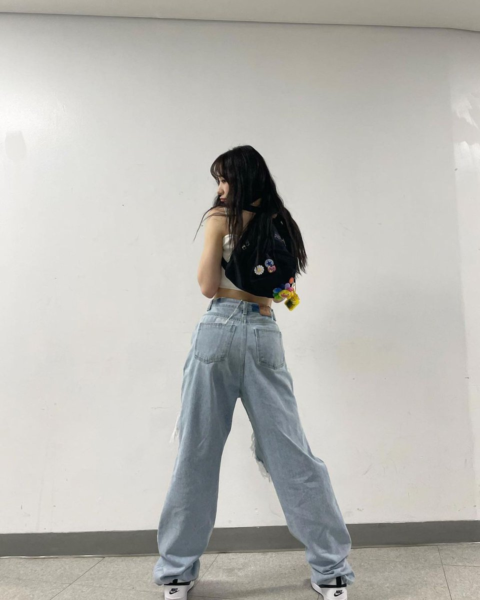 gf_eastern0116's tweet photo. 220712 @chaestival_ Lee Chaeyeon Instagram update (2/3)
#swf #want
#swfreunionconcert
💚💚💚💚💚
🙆🏻♀️🙆🏼♀️🙆🏻♀️🙆🏻♀️🙆🏼♀️
https://t.co/8ncF03OATY
#이채연 #채연 #チェヨン #CHAEYEON #LEECHAEYEON @official_LCY https://t.co/4rGDv8M53a