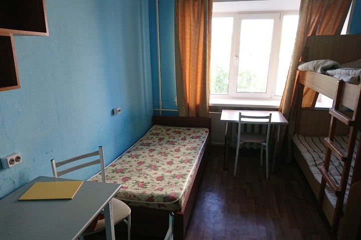 В Томском госуниверситете (ТГУ) подняли плату за общежития в три с половиной раза. Проректор на встрече со студентами сослался на обладминистрацию, «которая повышает тарифы ежегодно».

Хотя ТГУ - это федеральный университет

tayga.info/178268