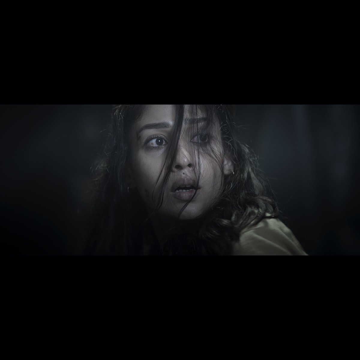 that_Cameraman's tweet photo. Frame grabs from #O2 

Starring #nayanthara 

🎥 Alexa SXT+/Red Helium/Master Primes

Colorist @gbalaji 

@DreamWarriorpic GsViknesh @EditorSelva ArtSathees 
@disneyplusHSTam @disneyplushotstar 
#o2onhotstar #disneyplushotstartamil #cinematography
#that_cameraman #o2thefilm https://t.co/0Co8vZJ6SH