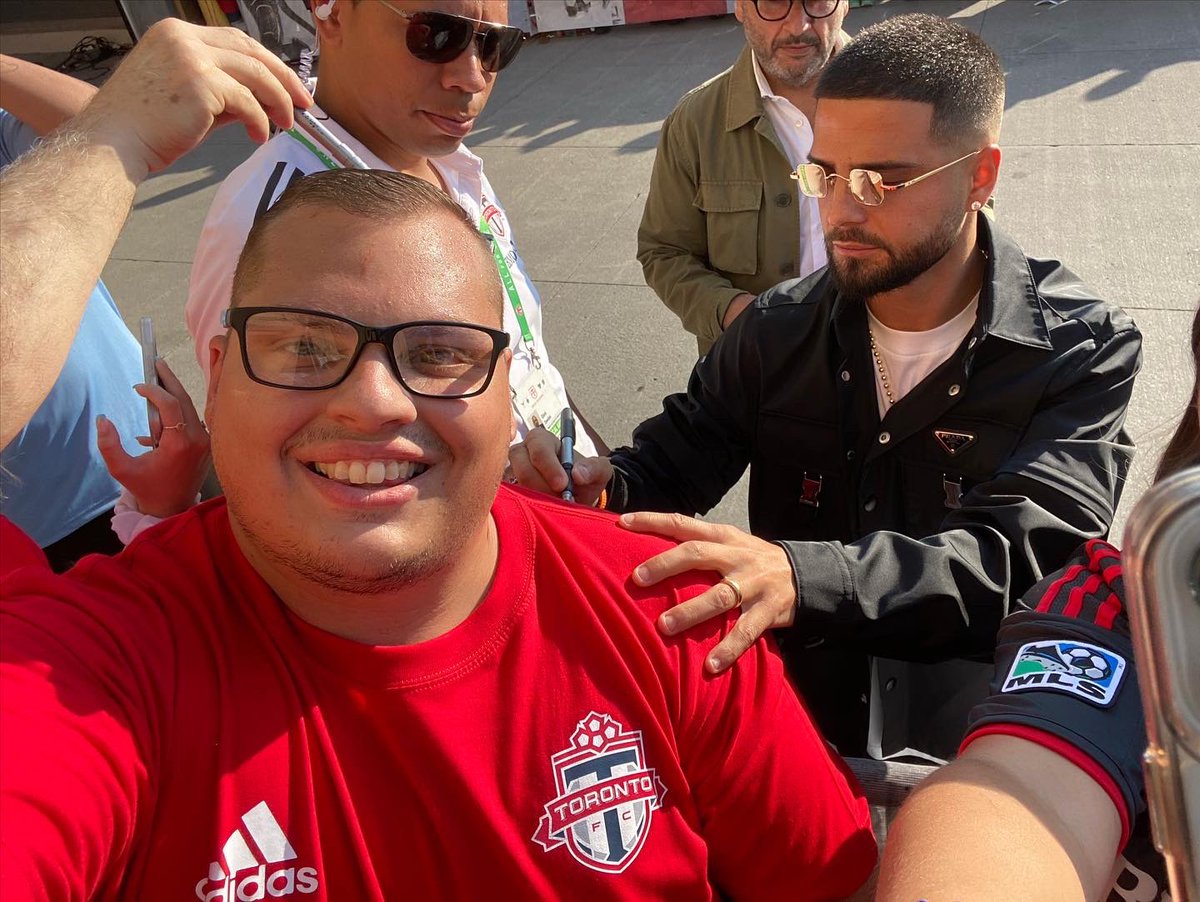 MamaMiaFireTalk's tweet photo. Benvenuto a Toronto @Lor_Insigne❗️

#MammaMia LORO…LET’S GET THE 2020 EURO CUP and @Azzurri LEGEND on the SHOW. 🎙🔥💯
•
•
TAG @Lor_Insigne to get him on the show! 
#ForzaLoro #Grazie #ForzaAzzurri #TFCLive ⚽️🇨🇦🏆👀 https://t.co/Kuu0lDOIou