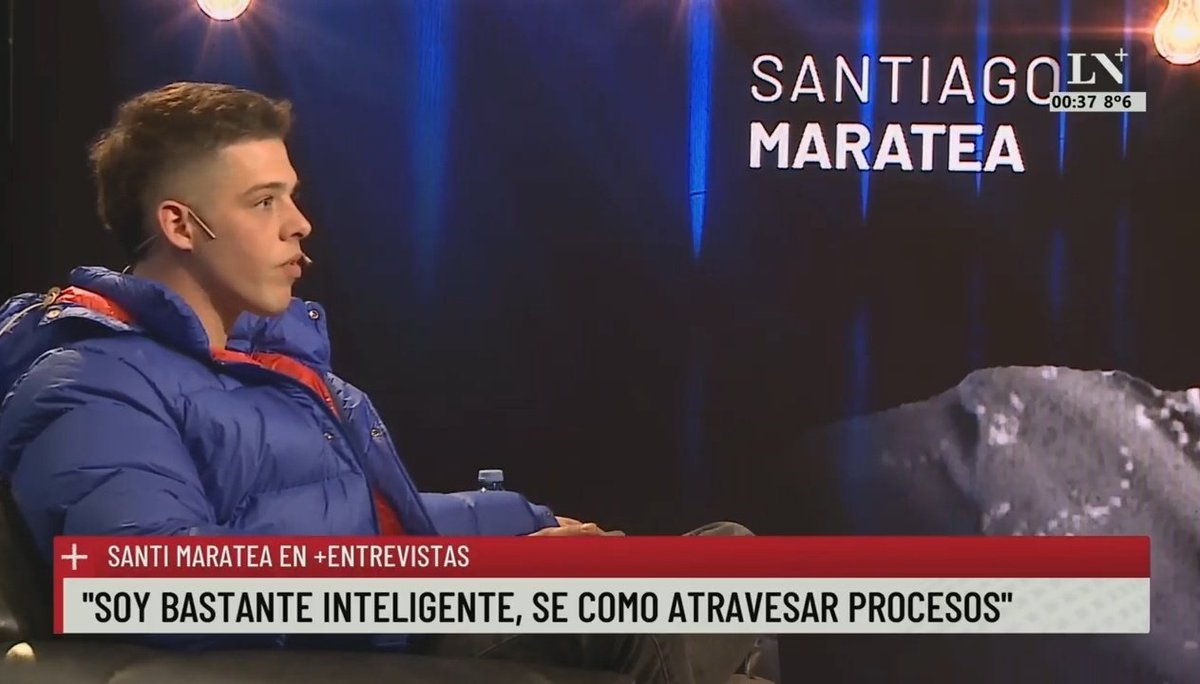 i4lisan's tweet photo. obvio que santi maratea es mi ídolo https://t.co/1a0EsyIRhJ