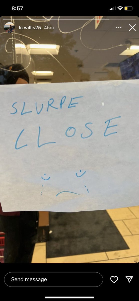 jesscrum03's tweet photo. just slurpe close https://t.co/vOwZstOiob