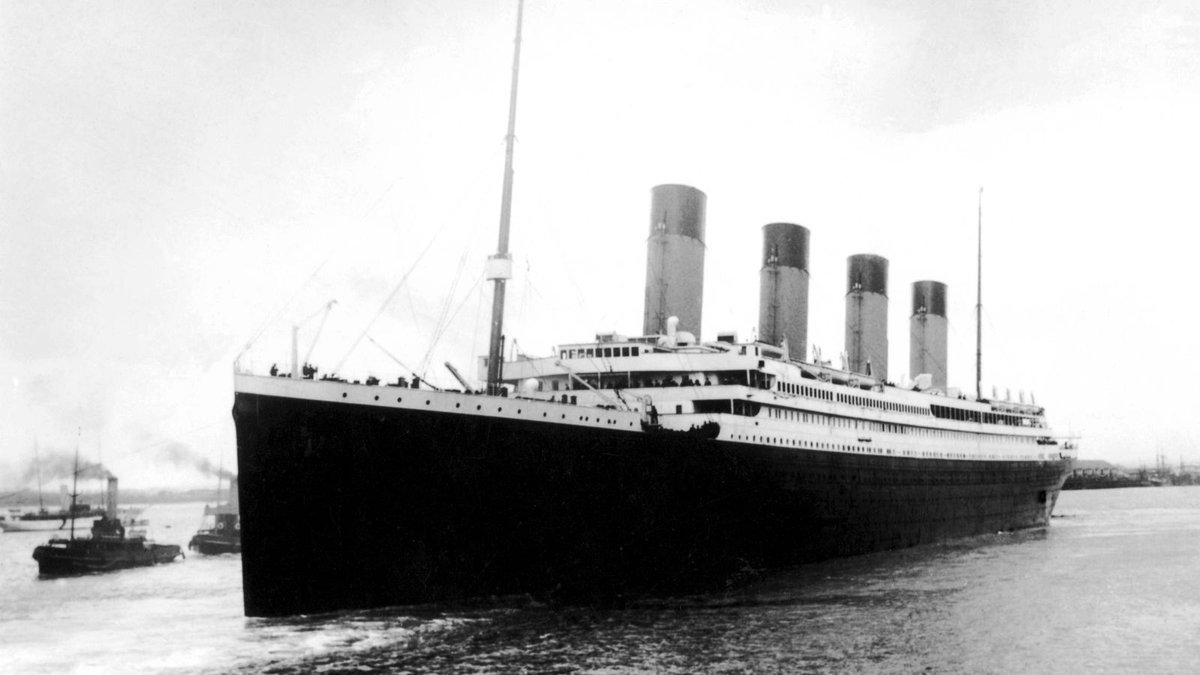 TelegrafistaC's tweet photo. 12 de julio de 1986:
Por primera vez se avistan los restos del transatlántico Titanic, a mas de 3.800 metros de profundidad y 74 años mas tarde de su hundimiento.
#LatirAvileño
#IzquierdaUnida https://t.co/d5Xil3Kp5n