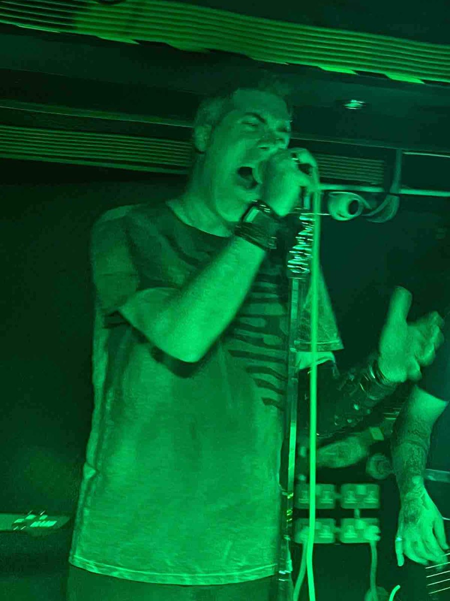 Thanks to all that braved the heat downstairs to watch us at DripFest, great day, brilliantly organised by <a href="/DripFedEmpire/">Drip Fed Empire</a> who finished things off with a killer set 🤘🤘🤘