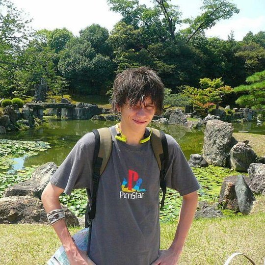 RENK04's tweet photo. claro que te amo, pero amo más a rubius de 2009... https://t.co/VQKGjylq4A