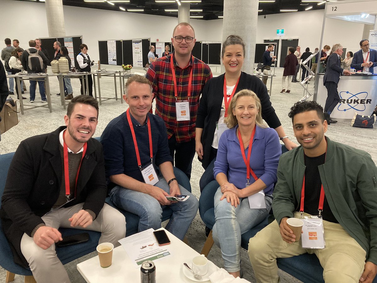 CBioinnovation's tweet photo. #microbiology is strong within our centre and @usceduau 
Our #SunnyCoast #microbiology crew presenting on #2022ASM #chlamydia #wgs #diagnostics #koala #vaccine #viruses #education  @MySunshineCoast @ResearchUSC_AU @ASM_QLD https://t.co/pYYAaATbaV