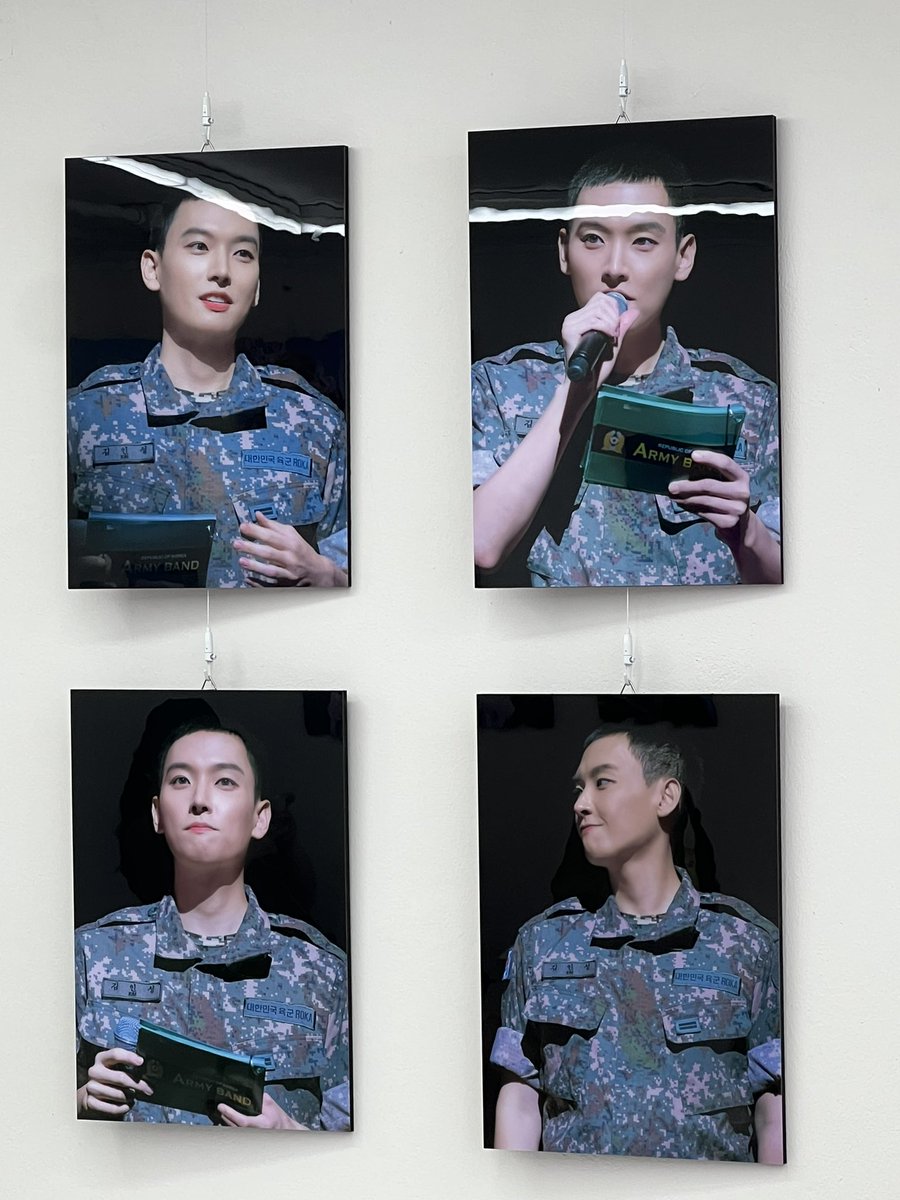pumcastleworld's tweet photo. .•ᰔᩚ
𝒀𝑶𝑼𝑵𝑰𝑽𝑬𝑹𝑺𝑬
어린왕자 컨셉 정말 좋았어요 여우 인형 넘 귀여워서 납치하려다 참았어요 사진 액자가 다 존예롭습니다 군인과 프로 아이도루를 넘나드는 성이를 참 잘 담아주신 것 같아요 선착 특전으로 받은 에코백도 넘 마음에 들어요 
#you_niverse_is
#The_Little_Prince_INSEONG https://t.co/YNiHcy5Oxn