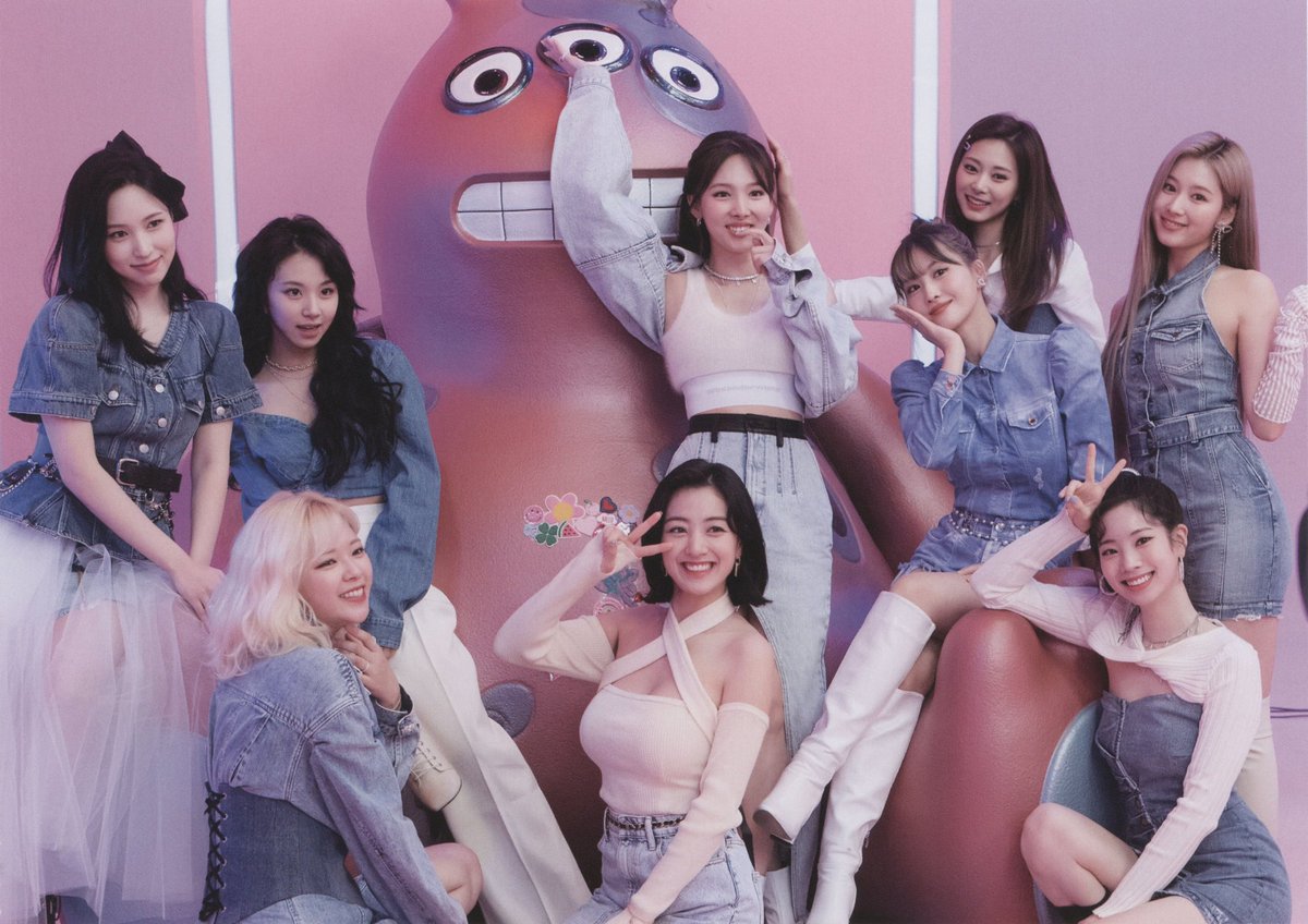 oncetwicebrasil's tweet photo. O tópico “renovação de contrato do TWICE” está nos trends do Weibo 🇨🇳 e já conta com mais de 120 milhões de visualizações.

#TWICE #트와이스 @JYPETWICE https://t.co/6vFg6gOsC5