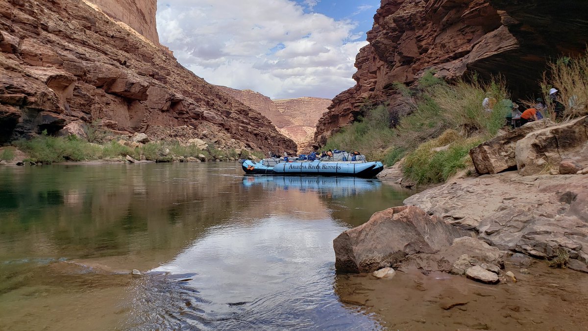 joelevanshhhs's tweet image. Heading out into the Grand Canyon.