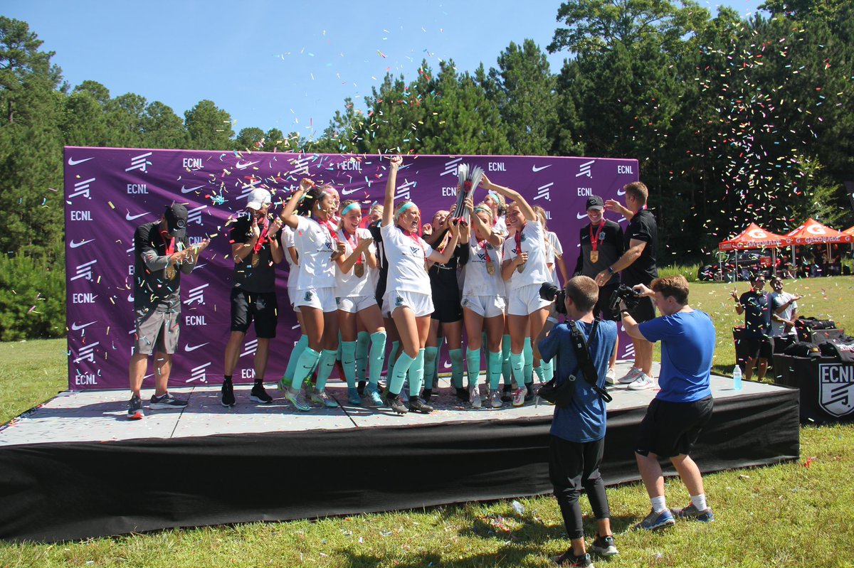 KileyKukan's tweet photo. NATIONAL CHAMPIONS🔥🔥We did it. All the work we have put in for the past year was so worth this moment. I love this team more than anything❤️Made history today🙌🏼🙌🏼@ECNLgirls @SlsgG https://t.co/dcUuPkjJ8h