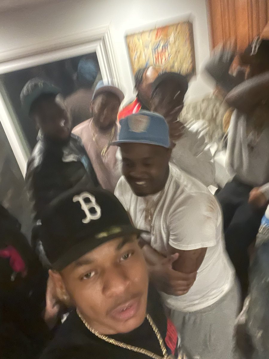 kallme_ess's tweet photo. Ain’t typing no long paragraph ain’t saying r.i.p nothin, ain’t no long live none of that. This shit forever and you know how we move on the 6 ❤️ TopRank this BOA that #offtha6 See You Later S Love You Always @700DreamTeam https://t.co/VemFwgswpJ