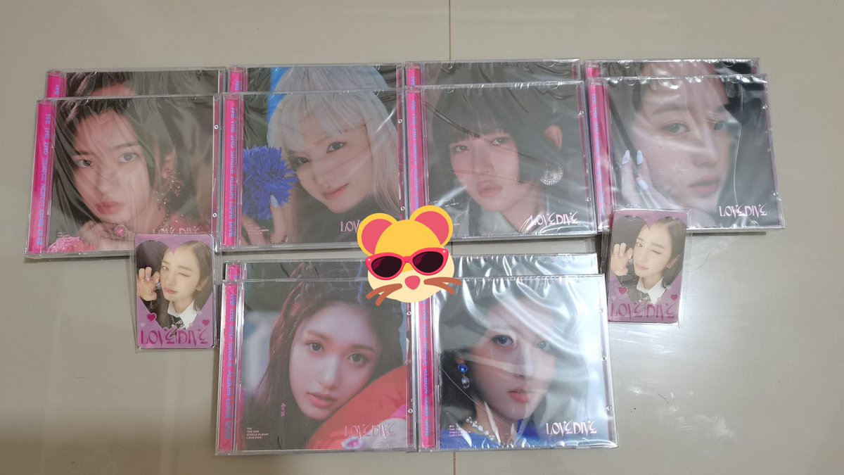 yrrijocartz's tweet photo. #yrrijocartzuds re: lovedive ssq

love dive albums under ssq have arrived in ph port, it's to be shipped out to my address within 2 weeks https://t.co/MN90rCxN9N