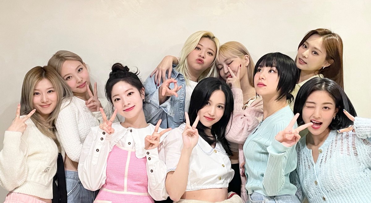 maxi ᗢ tweet media