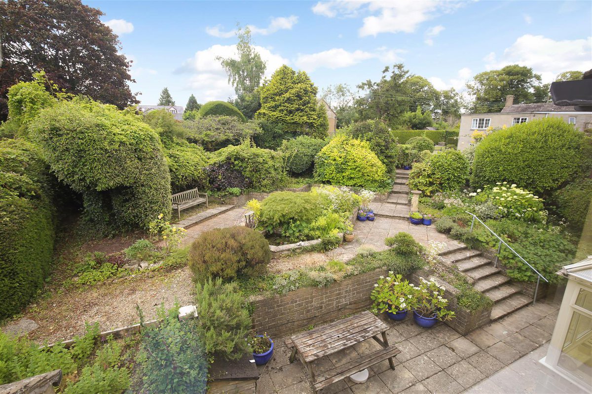 Murrays Estate Agent tweet media