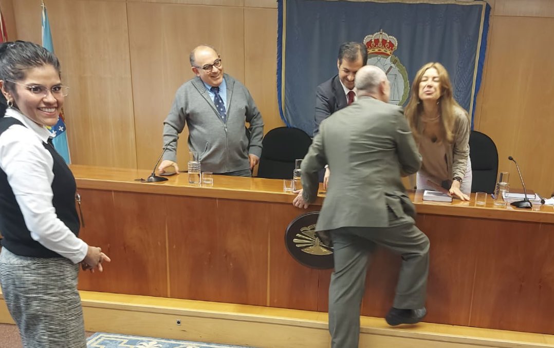 Hace unos días tuvo lugar en la <a href="/UDC_gal/">Universidade da Coruña</a> la defensa de la excelente Tesis Doctoral de Griselda Arguinao Espinosa, México, sobre El principio non bis in idem en el procedimiento sancionador en Colombia, México, Peru y España, que reconocimos con la máxima calificación.