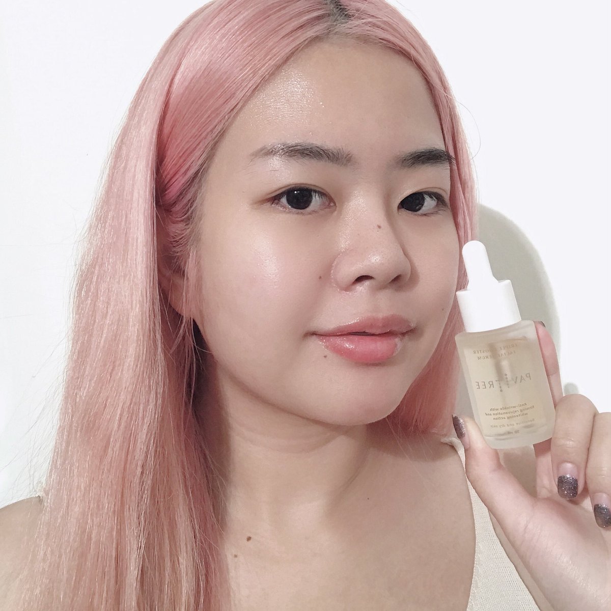 khunkhaiptk's tweet photo. อยากป้ายยา Triple Booster Serum ของ #Pavitree หน้าล้าๆหยิบมาทาสบายผิวมากสารสกัดธรรมชาติได้รับรางวัลงานวิจัย Red Plam Oil จากต่างประเทศ เนื้อบางเบาเกลี่ยซึมง่ายมาก ทาเช้าเย็นติดต่อกันหลายๆวันหน้าอิ่มฟูกระจ่างขึ้นถ้าใครมีฝ้าแดดตัวนี้เค้าก็ช่วยให้จางลงนะ #BeNaturalYouAre https://t.co/QYAczTZBcp