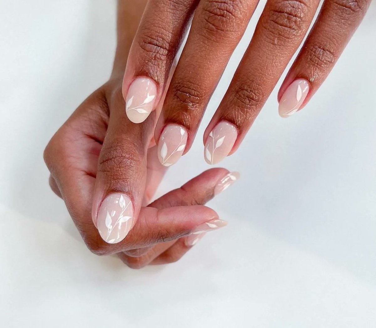 npdirect's tweet photo. New week, New Mani 🤍

Simply stunning nails by @taylorlebeauty using OPI Put it in Neutral as a base. A gorgeous soft pale pink

Shop now on Nail Polish Direct with Free UK Delivery on all orders 💅🏼 #opi #opiprofessional #nailpro #nailpromagazine #frenchnails #nailsofinstagram https://t.co/f1s51HYhEp