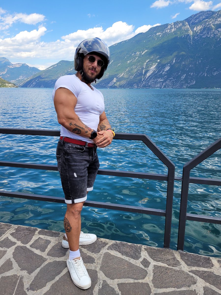TitaniumBosetti's tweet photo. EQUILIBRIO METABOLICO 
#EQUILIBRIO #dieta #alimentazione #dimagrire #personaltrainer

Visita il profilo instagram alessandro_bosetti_ 

https://t.co/1ICSv8RvCZ https://t.co/ndu3rMheXB https://t.co/5y8ESjzz3W