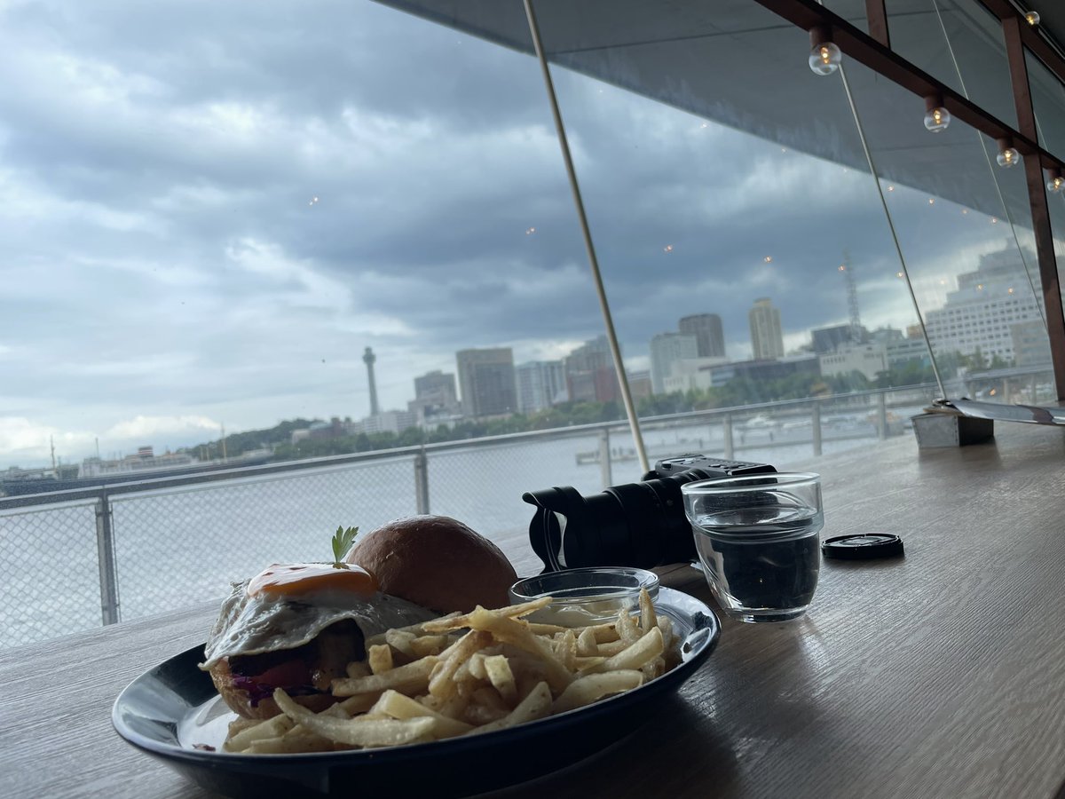 KenJugemu's tweet photo. 平日じゃないとなかなか入れない行ってみたかった店
#BlueTerminal https://t.co/gxuovZ73GC