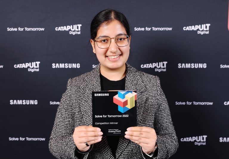 Stemettes's tweet photo. Congratulations to #Stemette Ramneek Kaur Ahluwalia, winner of the 2022 @samsungbusiness Solve for Tomorrow Competition. 🎉 Ramneek is the creator of a mobility aid that allows users to navigate their surroundings via Ai, LiDAR and GPS #technology 👏 https://t.co/lnhbEdTsKk https://t.co/h2fwsuvSsi