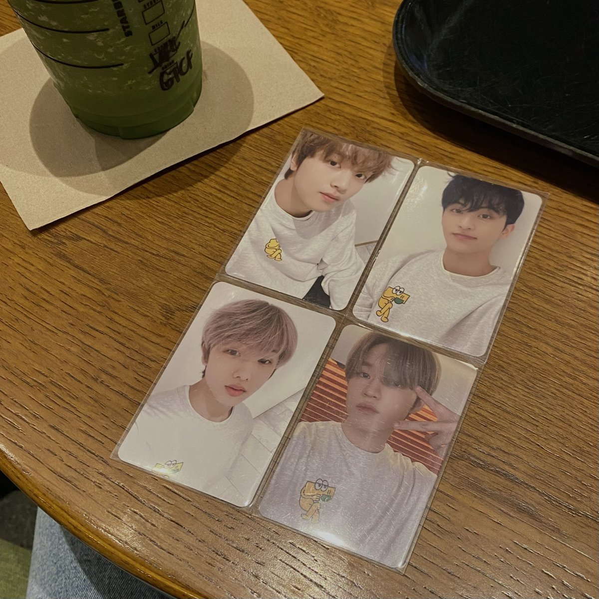 0205studio's tweet photo. 𝗖𝗔𝗙𝗘 𝒟𝑅𝐸𝒜𝑀 ⟢ https://t.co/HtQTt9SS6g