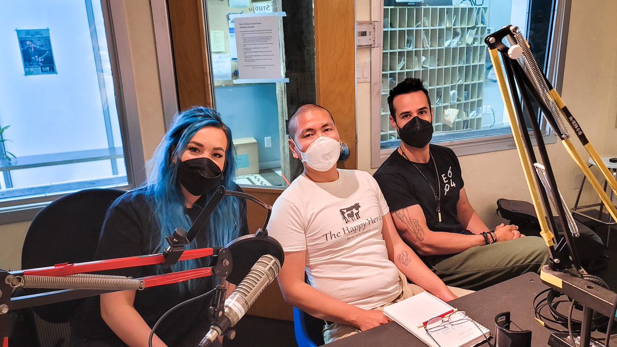 theexcelsior4's tweet image. We were interviewed in-studio today by @AnimalVoicesYVR discussing our trial and verdicts 🎙 Catch the full live-stream on their Facebook page! #TheExcelsior4