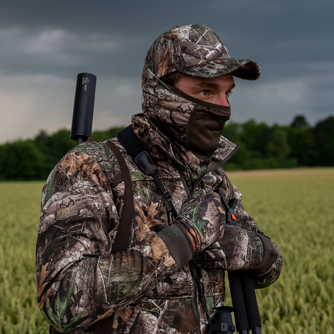 Deerhunter_eu's tweet photo. Designed for hunting and made for comfort, explore the Approach collection: https://t.co/oVF17isH4Q
#deerhunter_eu #intothewild #huntingseason #camo #huntingskill #wildboarhunting #huntready
#wildboarhunting #czhunting #leicahunting #Mynightpear https://t.co/wlbTQy696C
