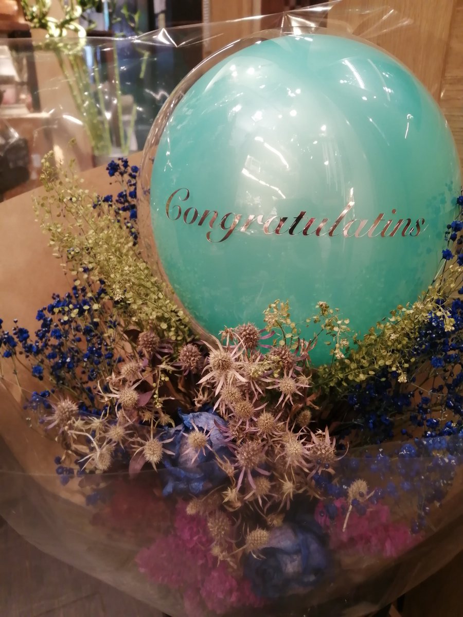 お花屋 大阪は当日配達 西尾花店では花束 スタンド花 お祝い花が格安