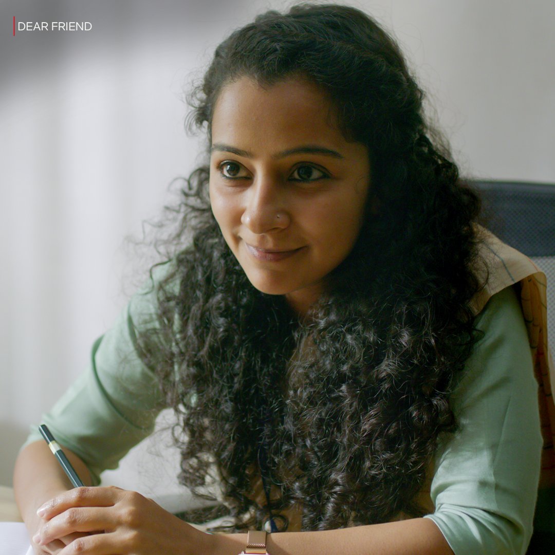 Netflix_INSouth's tweet photo. One look at @darshanarajend and our heart goes Dar-Sha-Naaaaaaa 🎤 😍 https://t.co/VAZDGlZ9kJ