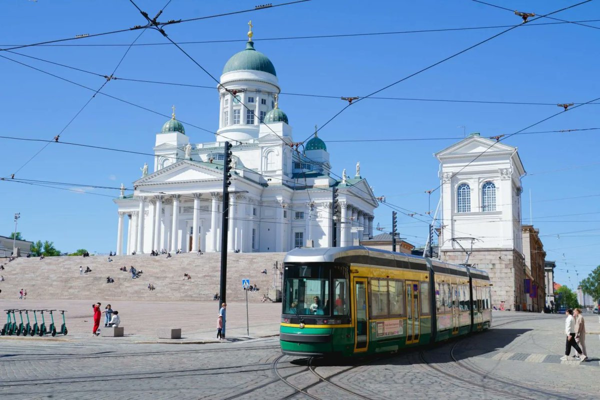 FEGTouristGuide's tweet image. Remember, Finland is for life, not just for Christmas. Helsinki’s summer season is just hotting up and there’s never been a better time to visit with a Helsinki qualified tourist guide, the expert insider

traveltomorrow.com/10-reasons-to-…

 #ReadyToGuide  #helsinkilove #helsinkiguides