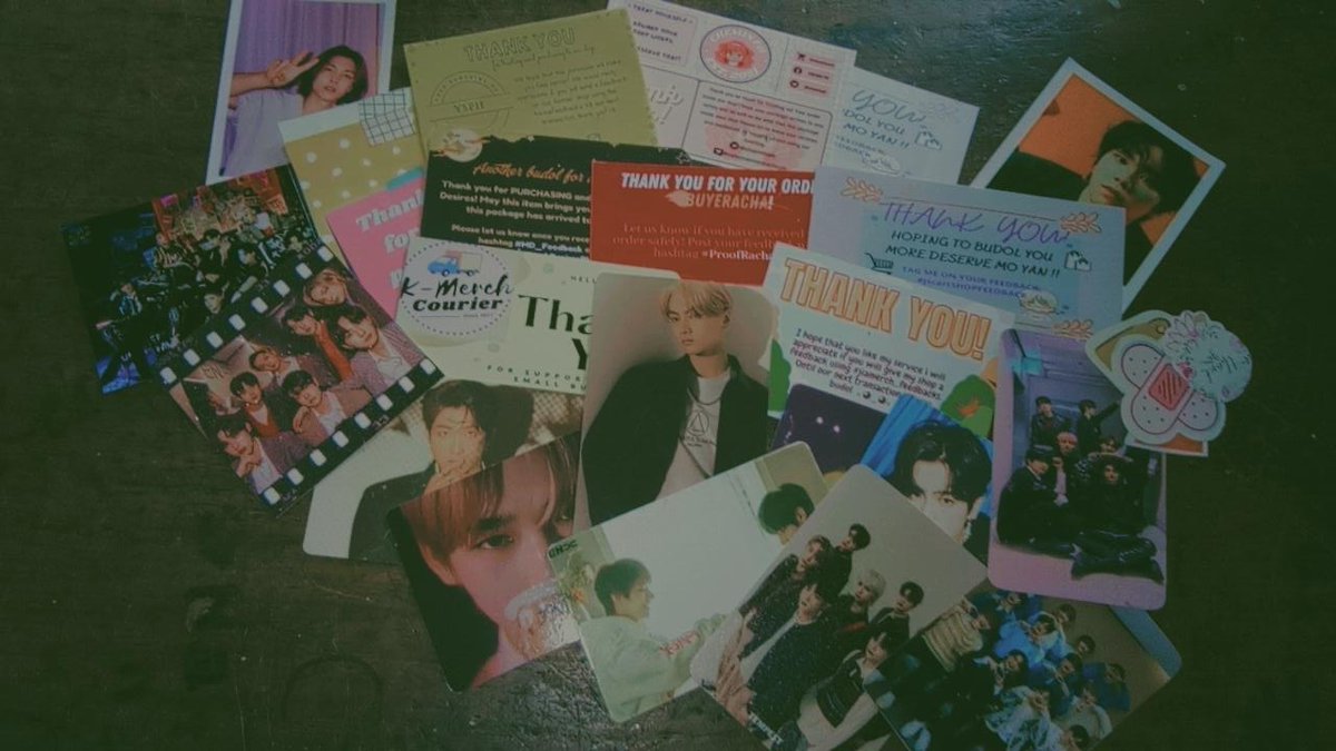 BamTanFam's tweet photo. As a buyer I'm very happy kapag may Thankyou card akong nakikita♥️ tapos may freebies pa. like printed photo, candies and stickers 🥹sayang nga yung iba wala e, but still ty sa pagbudol😗 Thankyou so much to those shops na nabudol ako♥️

~ Hello sa mga shops na nabudol ako hehe https://t.co/GYivEnFOWR