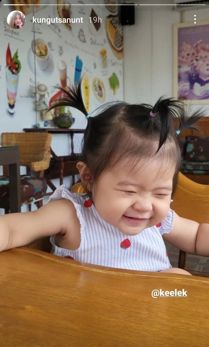 HamzahAminah's tweet photo. Is it only me? Seeing her and thinking of "ohhh she looks cheeky like Copter!" 😆
#CptCopter #Misclicks__
Gerammm tengok pipi & mata sepet dia! 😬🤏😙😂 https://t.co/defpNoddZP