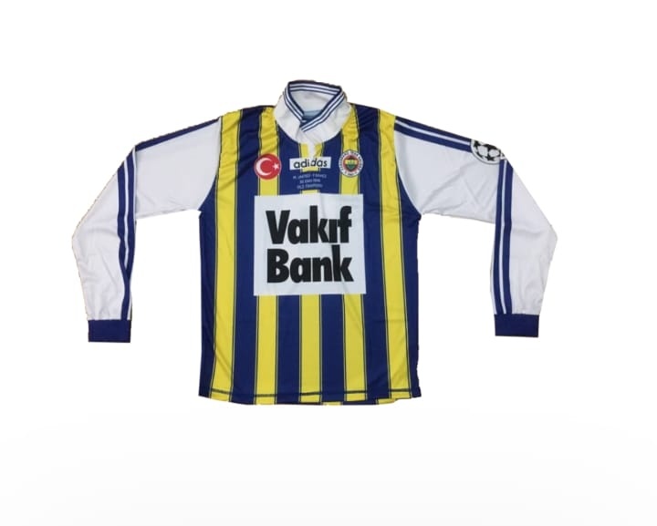 Bu Çubuklu size kimi hatırlatıyor?

#Fenerbahçe