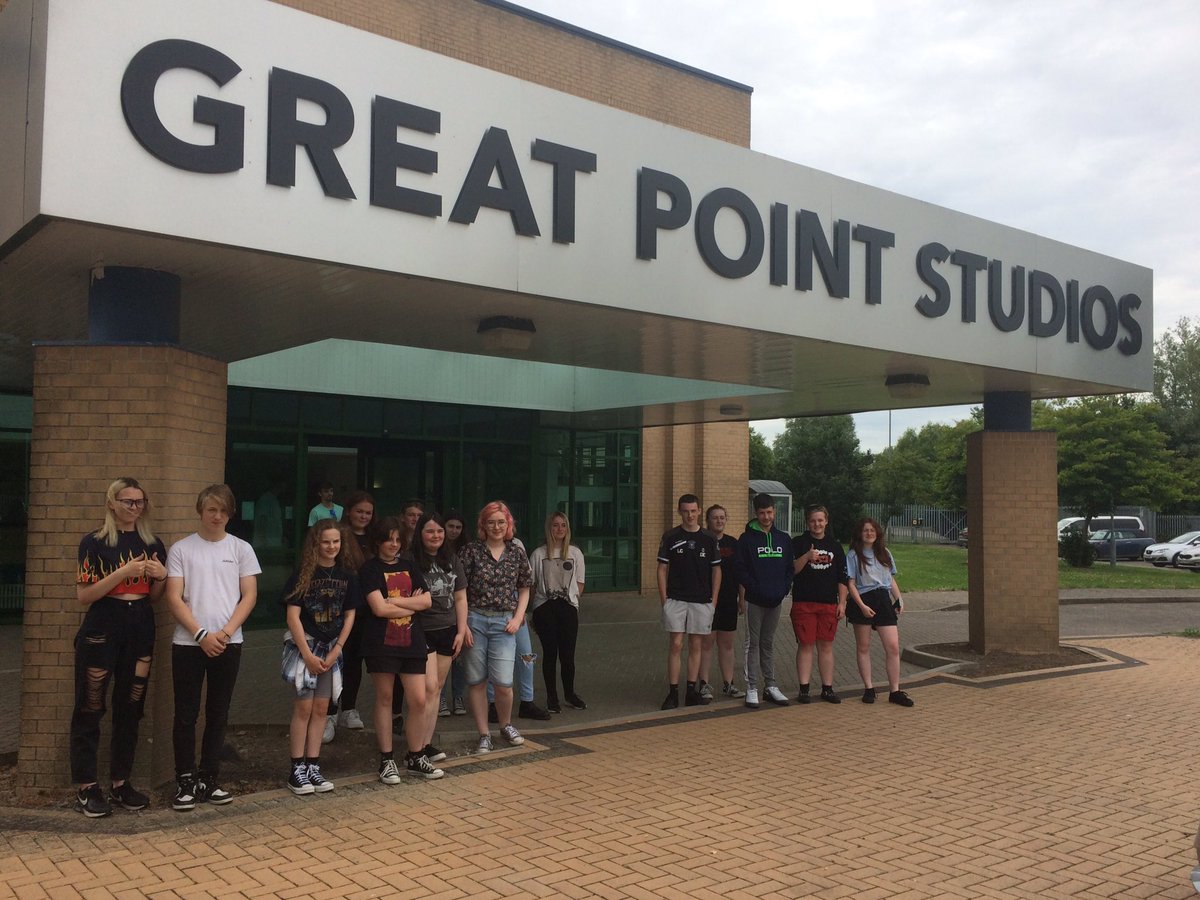 intofilm_cymru's tweet photo. Day 2 of our Screenworks Cymru Art Department Experience has taken us to a set visit at Seren Studios. Incredible how much work there is, construction, props &amp; everything inbetween. Food for thought for our mood boards @PYD_ARTofficial @CyfarthfaHigh @Greenfield_Sch @arwelwjones https://t.co/xEWo4K6VJf