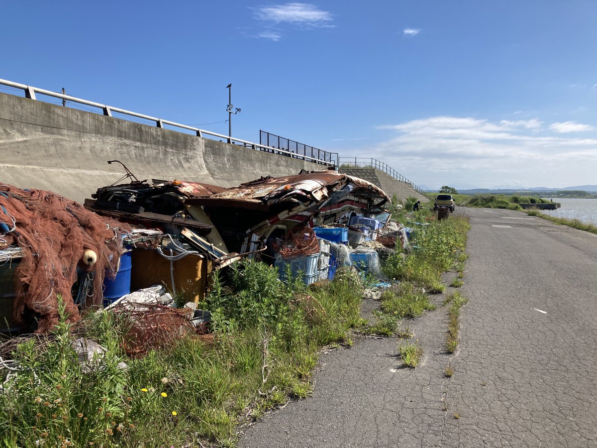 powdeer's tweet photo. これは何？

答え→バス

サイドの塗装から中央バスと見た https://t.co/dOH4JrM786