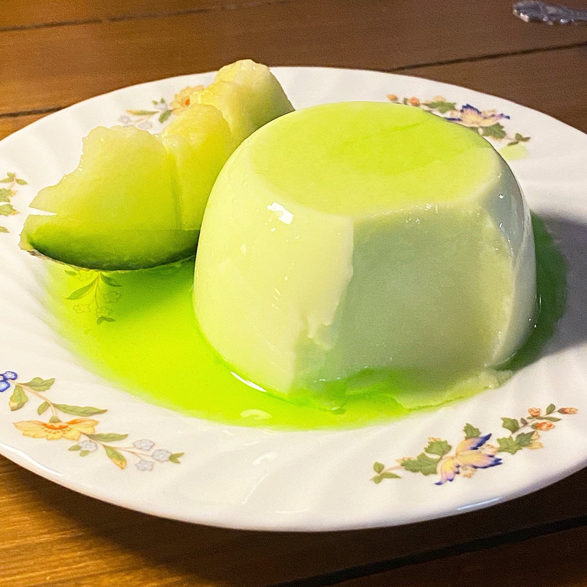 충무로. 재해석
커스터드푸딩, 메론푸딩 먹자!