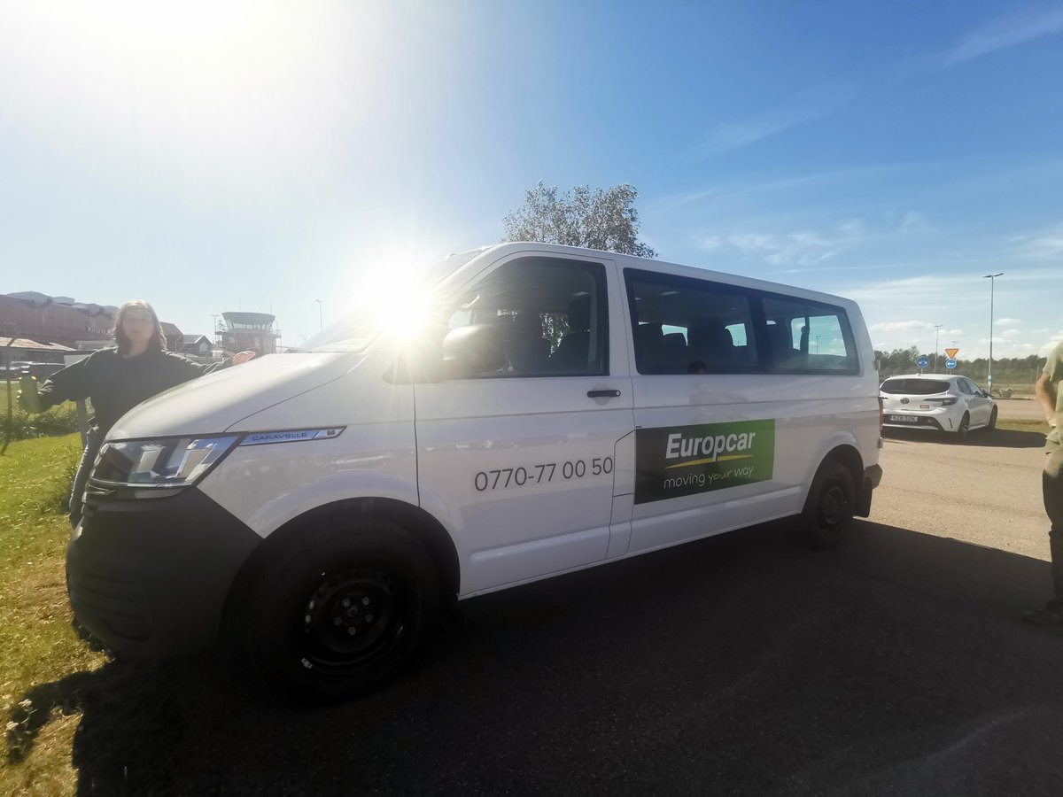 JLembrechts's tweet photo. Made it to Kiruna! Now swapped the emergency rental car for this beast that can host the 7-head strong #the3dlab team. And then on to Gällivare to grab 4 more members stranded there. Quite the adventure 😬 https://t.co/0okc9vJdY3