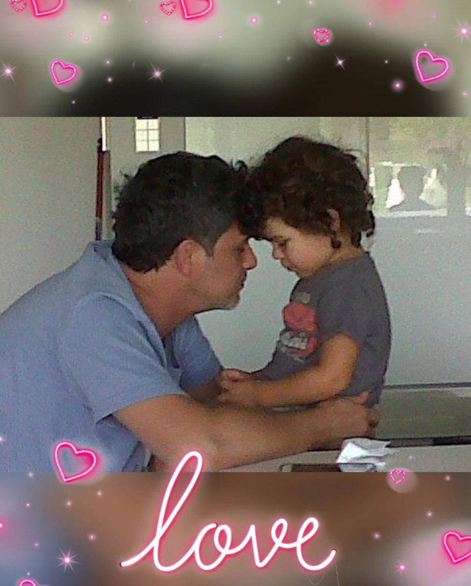 piluqui6's tweet photo. Feliz vuelta al sol a nuestro capitán tapón. 
Día de celebración 
@AlejandroSanz
@raquelperera
@SilencioCuervos https://t.co/yJERNDxJSP