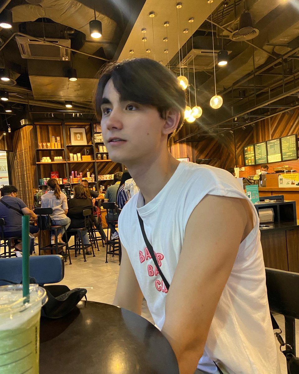 Drake_Laedeke's tweet photo. 🤌🏻☕️ https://t.co/vUnLlZw5Fb