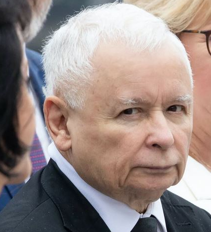 irenagos's tweet photo. Gdybyście mieli szansę na chwilę rozmowy z tym osobnikiem, to co chcielibyście mu powiedzieć..?
#rozmowywczteryoczy
#SamNaSam https://t.co/T4rerWV9Pi
