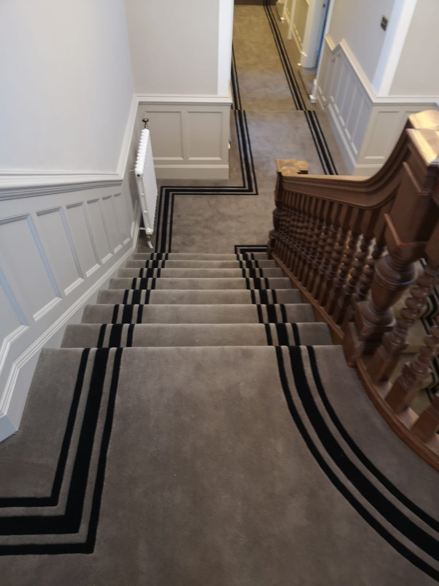 BronteCarpets's tweet photo. Hand Inlaid and Hand Carved Line Border that we manufactured for a recent project. #bronte #carpet #interiordesign #wool https://t.co/I6qog9Hvz1