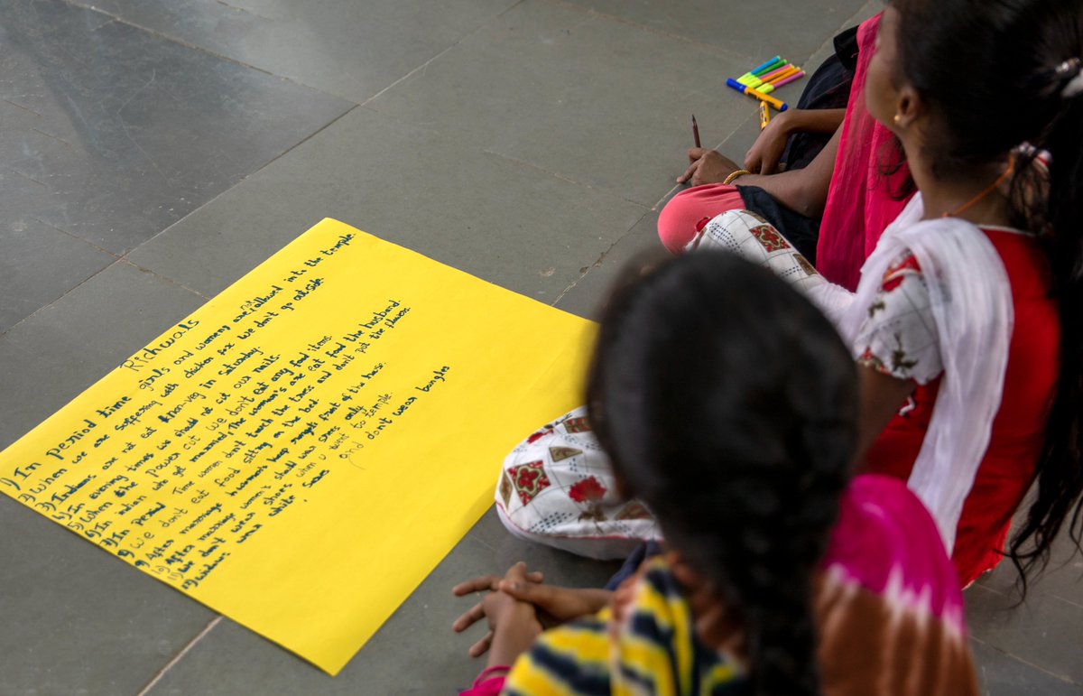 RDT_anantapur's tweet photo. ⚧ Fellows are now set to take their learnings to a new cohort of young leaders in the coming days and months!
#genderroles #gendertraining #genderworkshop #gendertalk #youngleaders https://t.co/CmQ7SlCxoC