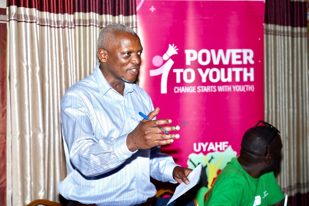 MutagubyaAllan4's tweet photo. Happening now in Kalangala: Capacity building training for media personalities on effective reporting on sexyal reproductive health for adolescents& young people @entebbepost @RHUganda @LubulwaHenry @PowerToYouth21 @eassigender #PowerToYouthug #TransformativeJournalism https://t.co/fJ73AUnvm7
