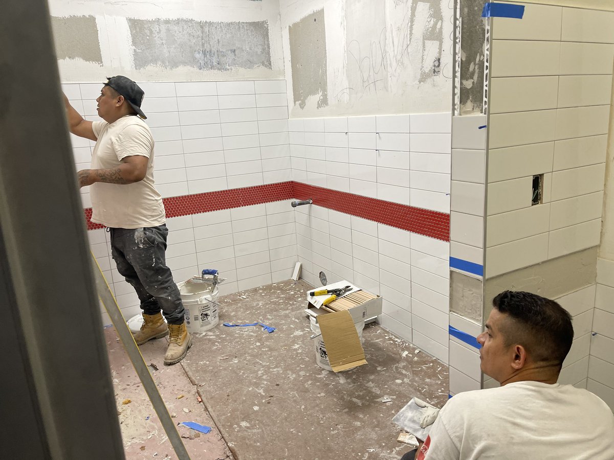 JohnADiffley's tweet photo. Progress @StJohnsRedStorm @StJohnsU … #NESI #Medtek Construction on-site https://t.co/lhWsZyx65x