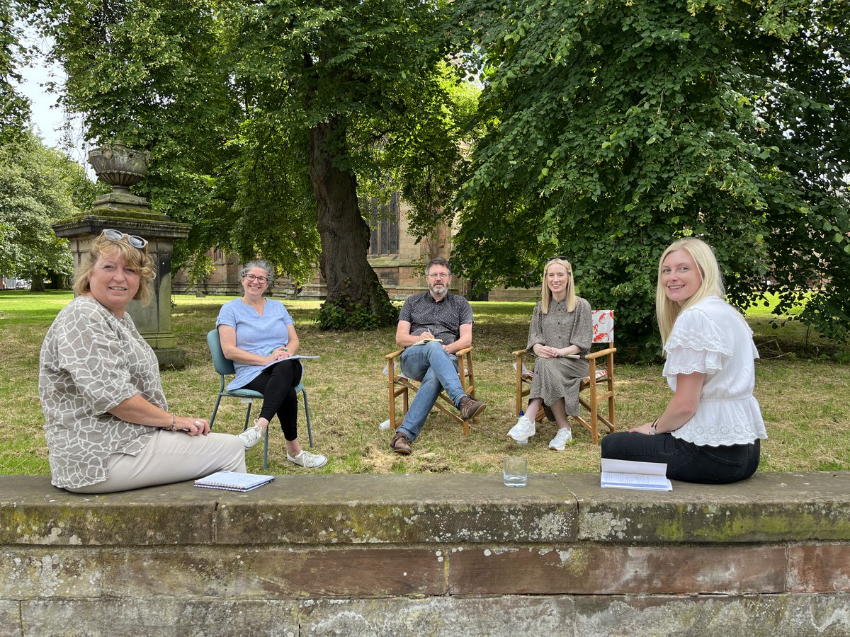 Should we have this meeting outside? Yes! 🙌
When The Kinder Shop debrief was in the diary yesterday, we couldn't resist hopping across the road to enjoy the sun...
Yesterday we took our chairs and notebooks. Today we're considering moving our desks, laptops and the kettle ☀️