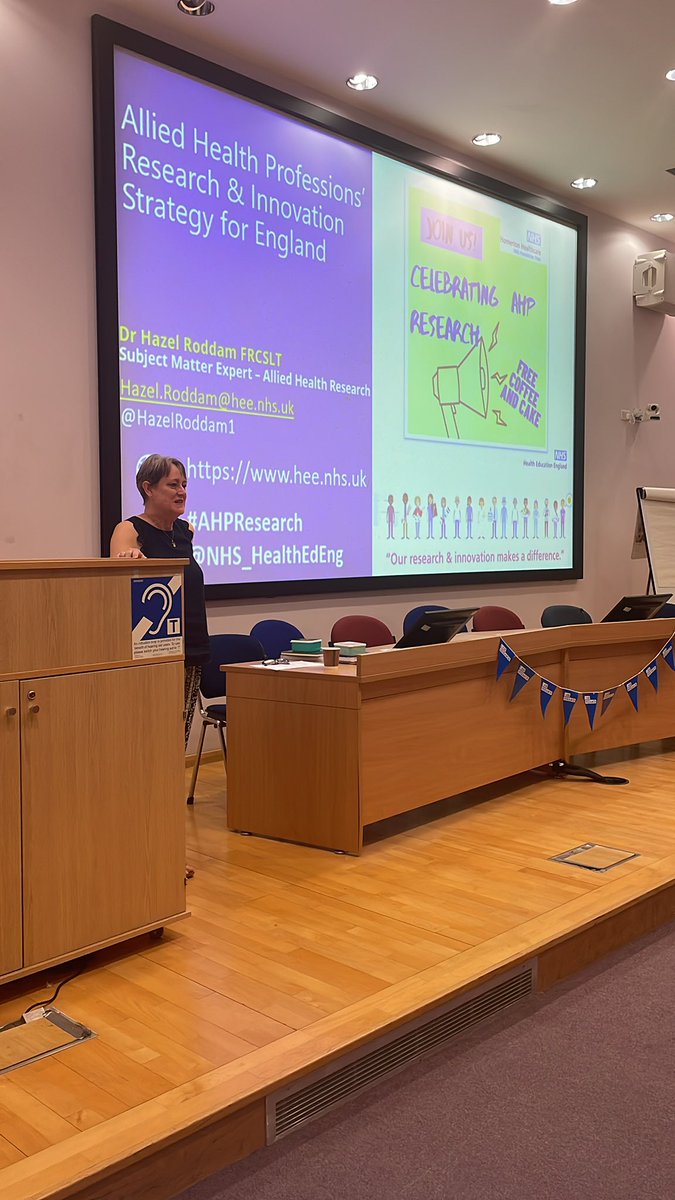 Toepher_Joyce's tweet photo. The great @HazelRoddam1 starting off our #AHPRN meeting @NHSHomerton @HUH_Research https://t.co/QMUaXUW1Nb