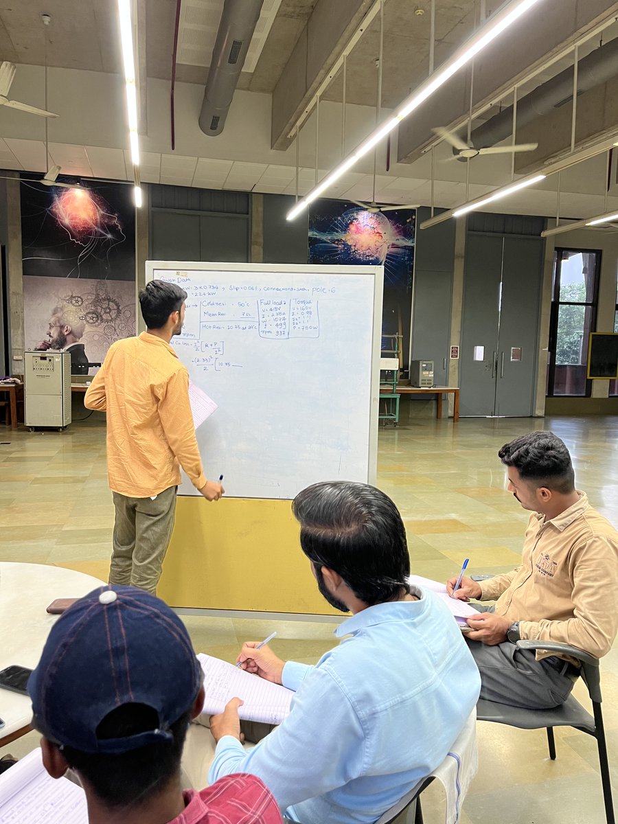 cerc_eiacp's tweet photo. #GSDP trainees were given career counselling session with details on interpersonal interactions, quality consciousness, accountability and needs of industry for competence levels with professional skills.
#GreenSkillDevelopmentProgramme #greenskill #ecofriendly #training #moefcc https://t.co/qGXAEP3BWV
