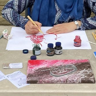 Kcf_2022's tweet photo. Farzana Khan will be coming along and doing a workshop on Arabic Calligraphy!! At the workshop, people will have the opportunity to know about and practice the thousand years old Thuluth script, a large and elegant, cursive script used in medieval times on mosque
decorations. https://t.co/WfNpfzFPuh
